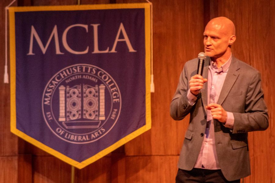 Scott Dikkers gives lecture at MCLA on Sept. 29. (Photo by Johnluke Kunce)