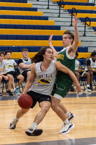 Ken Fukuda ‘24 during the Men’s Basketball pre-season game against SUNY Adirondack. (photo by Johnluke Kunce)