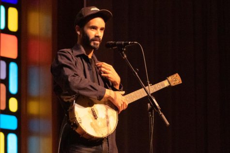Artist Jake Blount uses his music to tell the stories of black and indigineous communities, and emphasizes the importance of learning the history behind the songs. (photo by Johnluke Kunce)